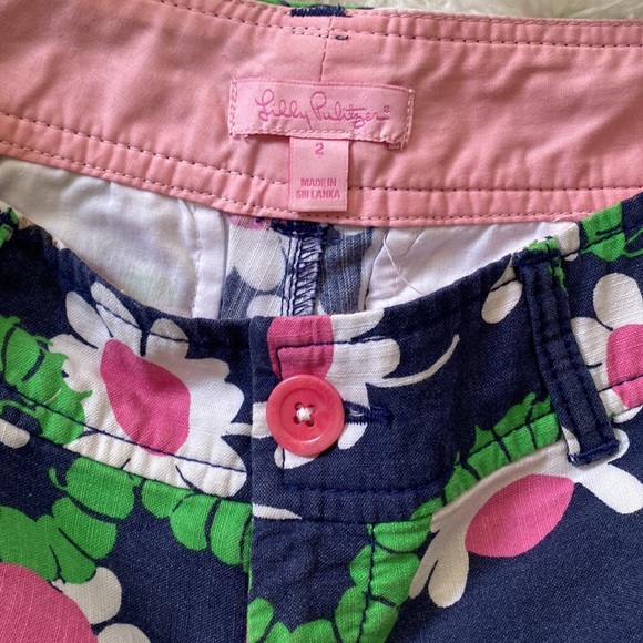 Lilly Pulitzer shorts - Picture 3 of 4